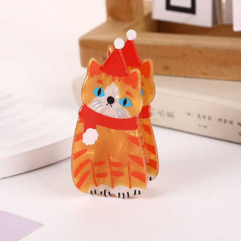 6:Christmas hat little yellow cat