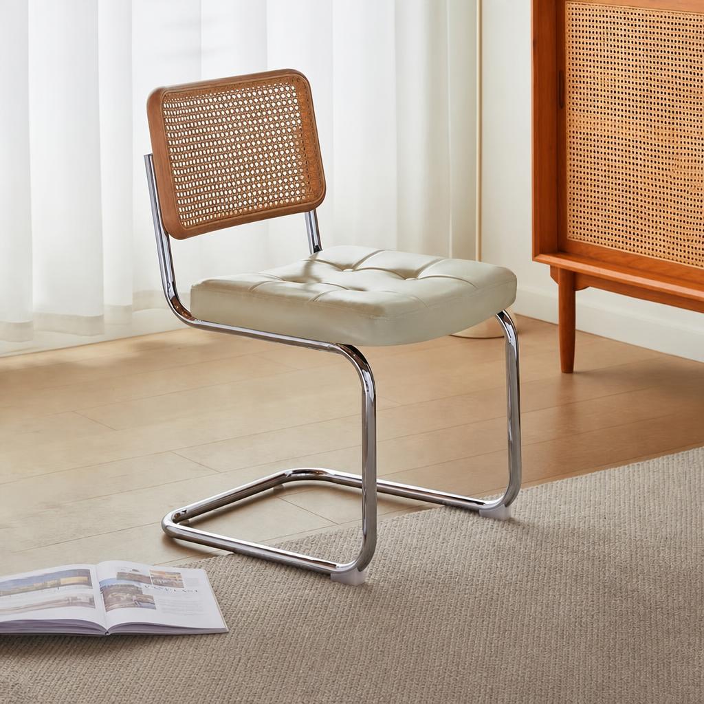 Natural wood color - style: oiled leather white