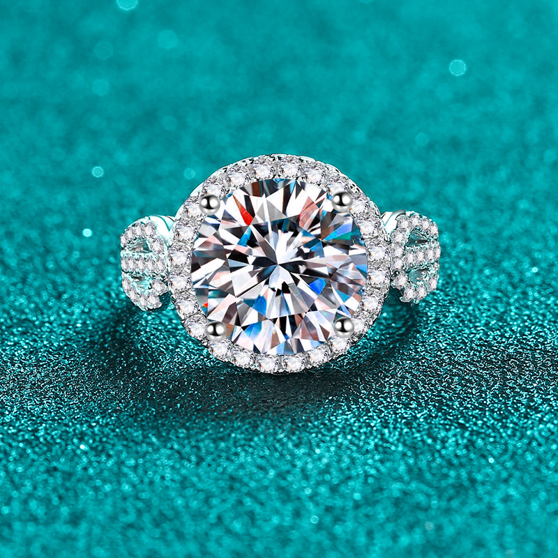 5-carat Moissanite US Size #4