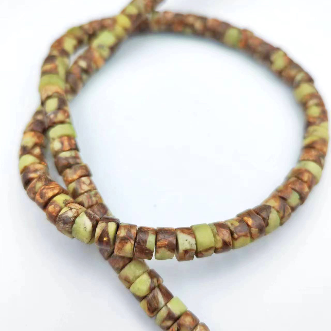 18:Gold copper olive