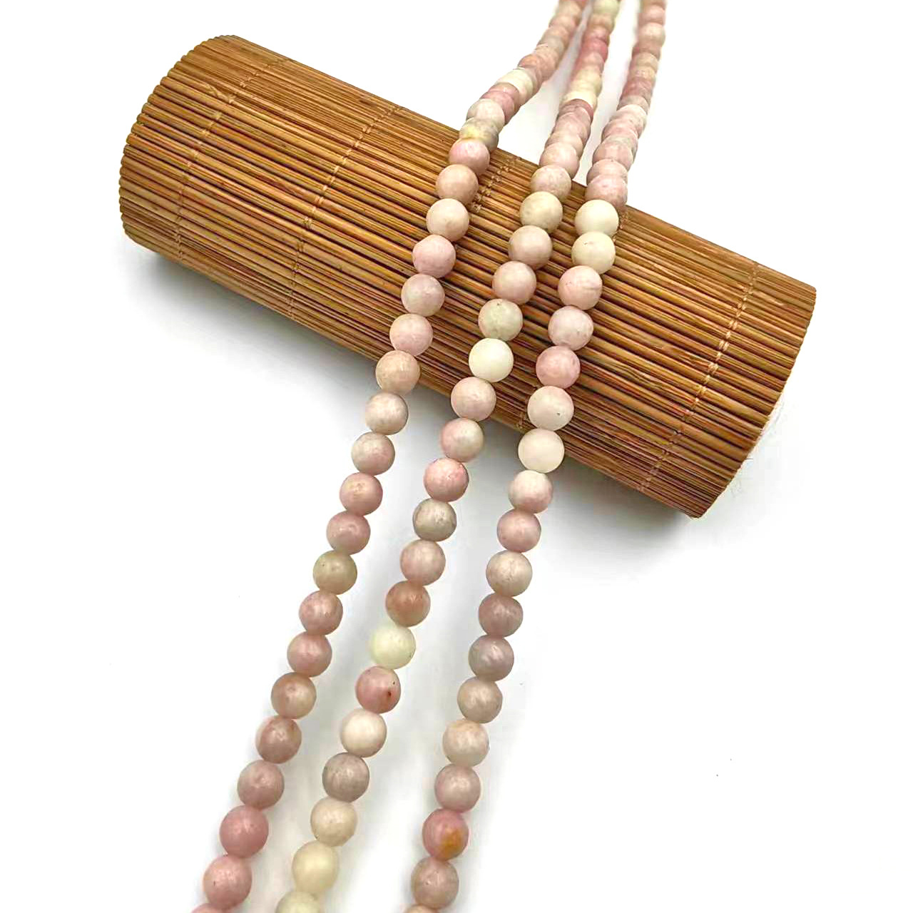 Round beads 8mm about 50