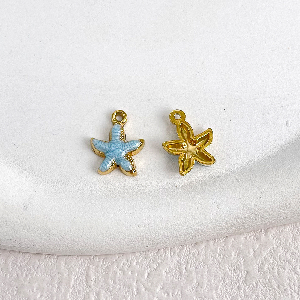 Light blue starfish 15x12mm