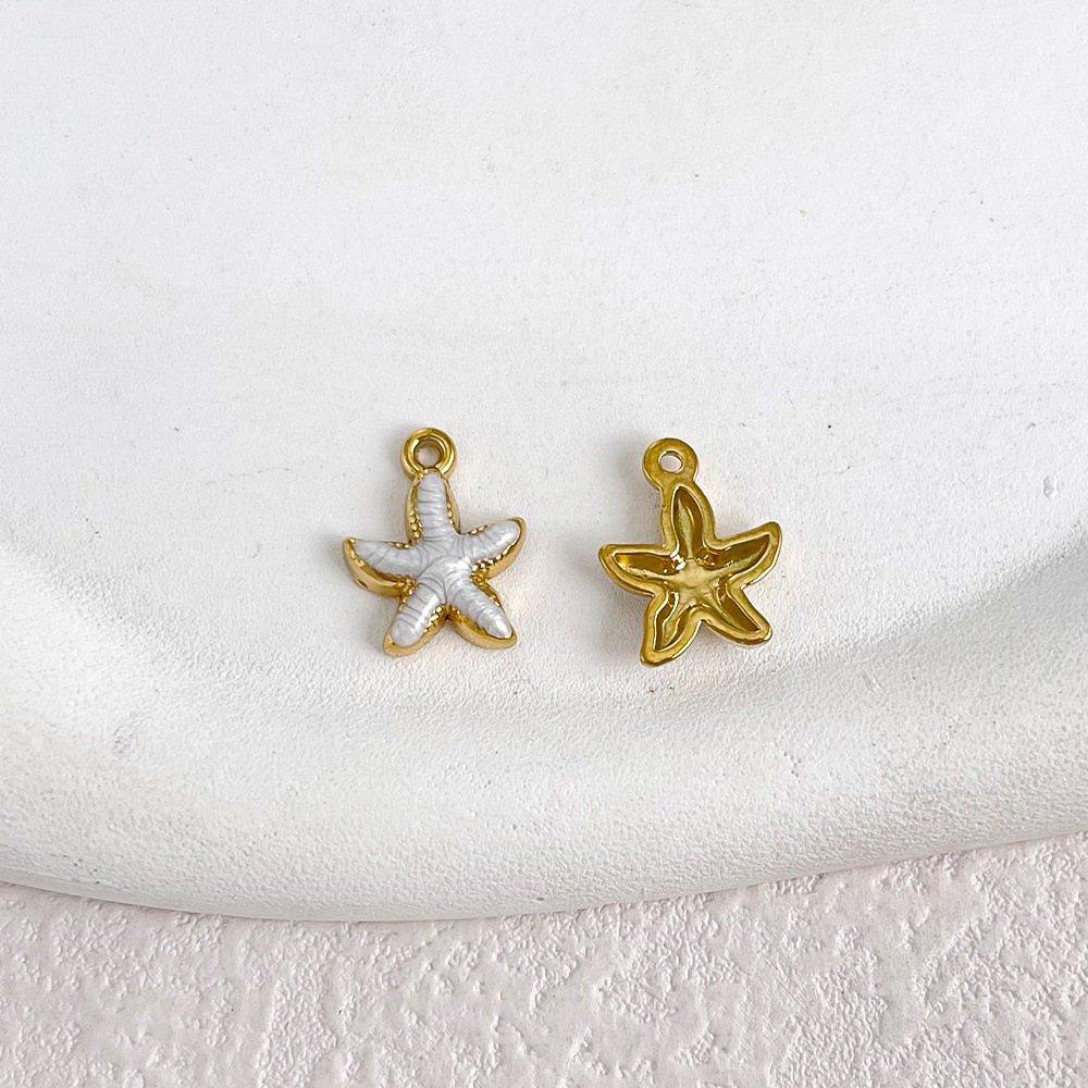 White starfish 15x12mm