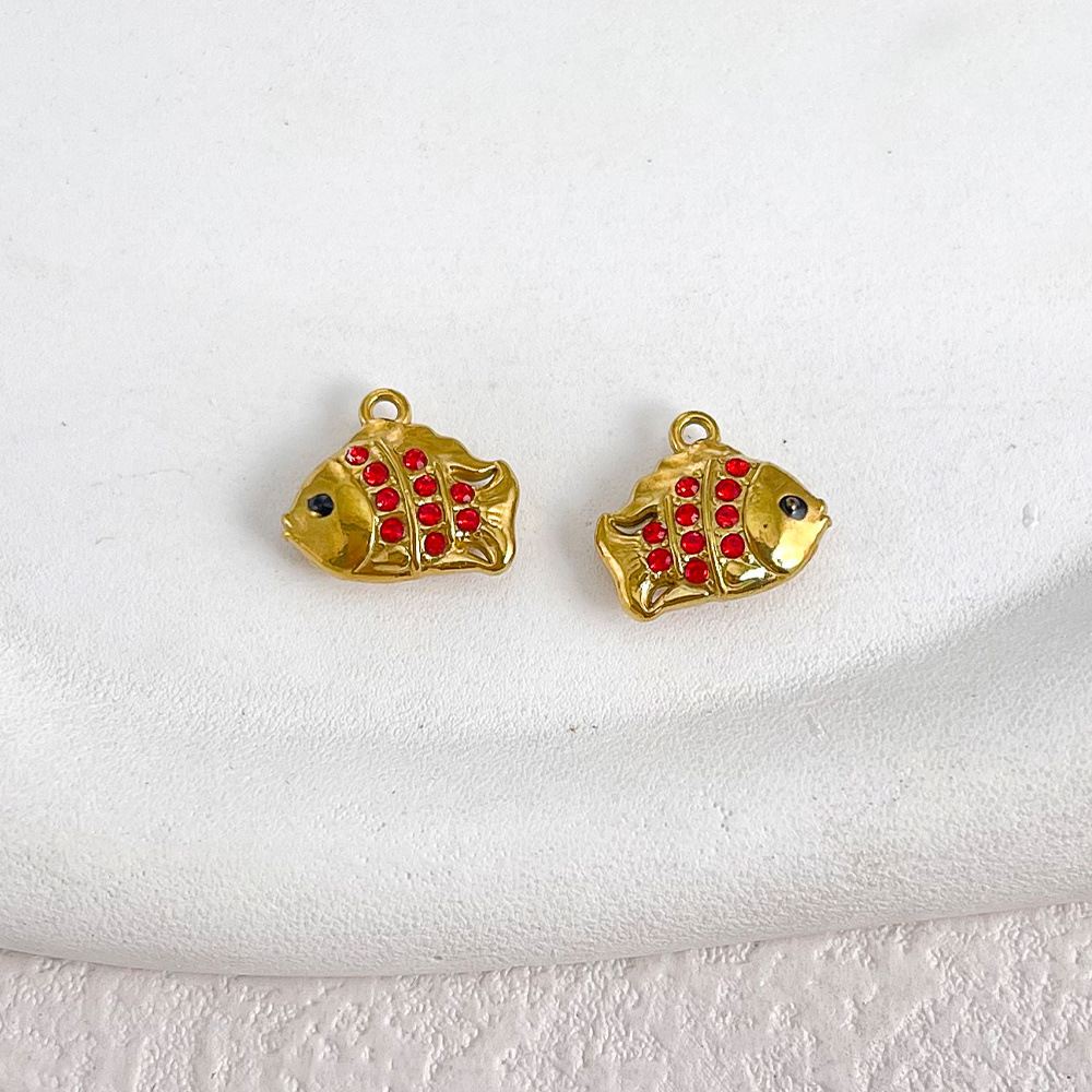 Red fish 12x14mm