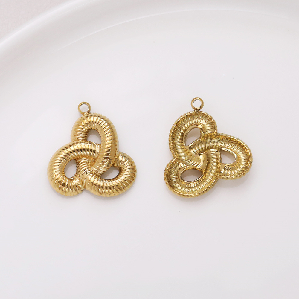 Gold 22x20mm