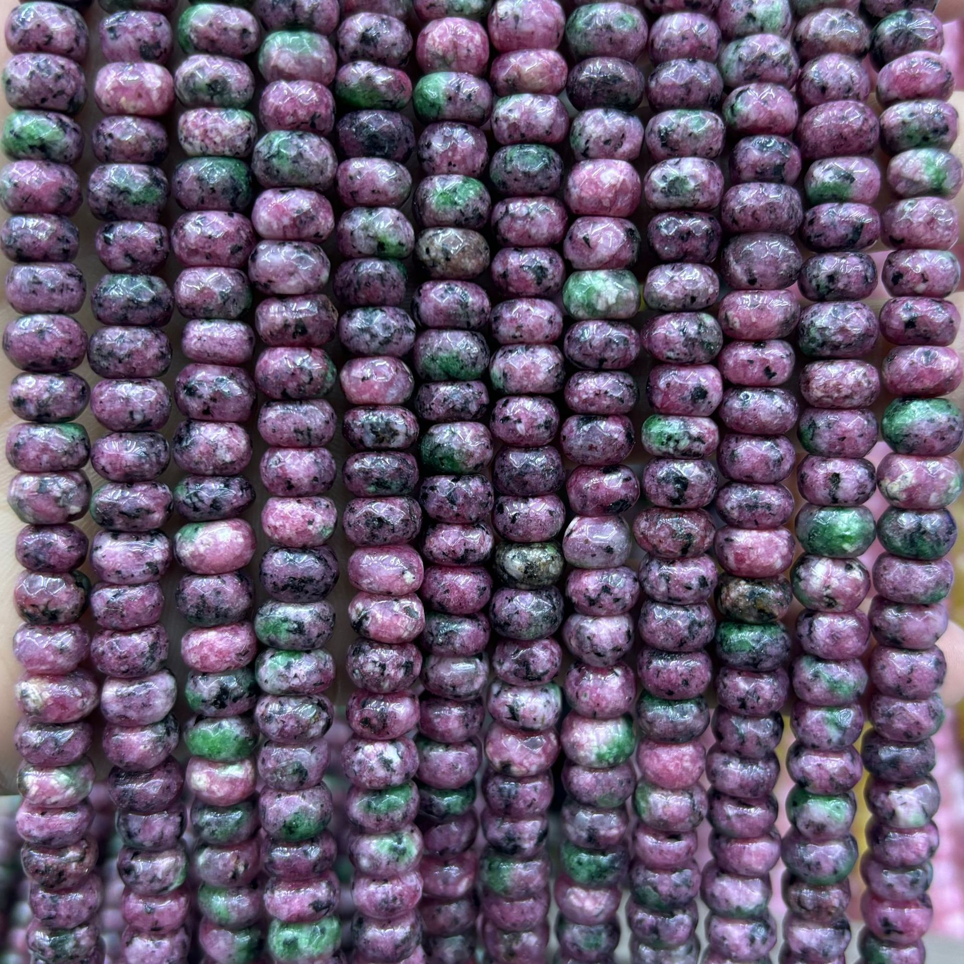 48 green-red
