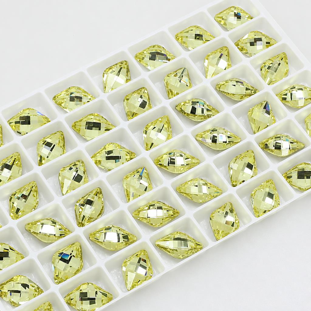 8:112 light yellow