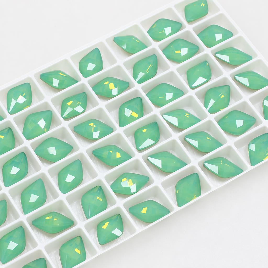 18:136 green protein