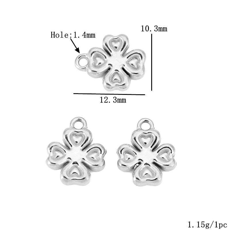 21:Steel color four leaf clover 1566