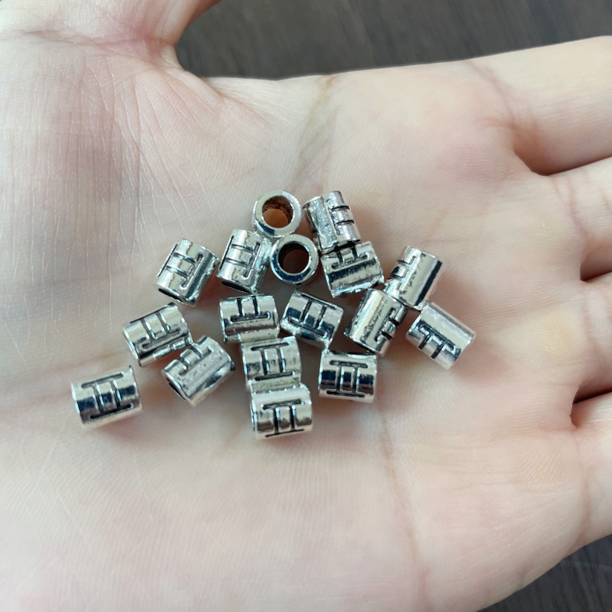 01 ancient silver 200pcs/bag