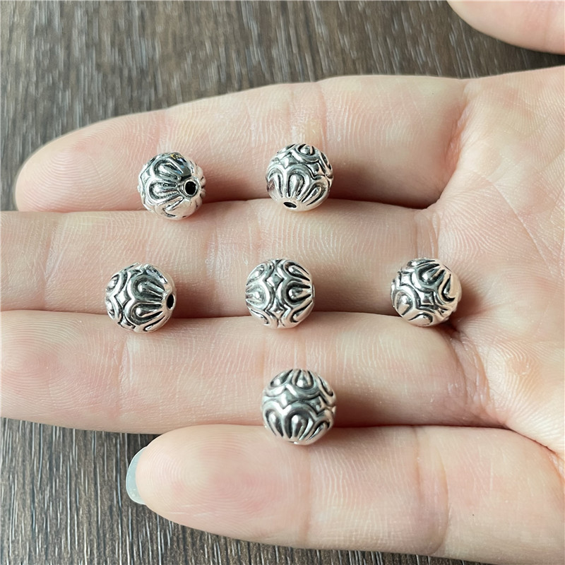 1:Flower-shaped round beads-ancient silver