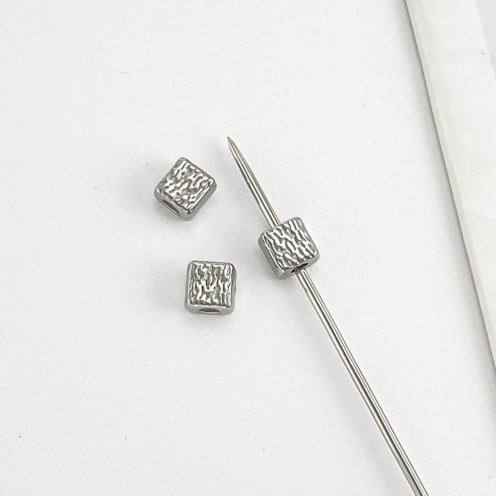 2:Steel color 5x5mm