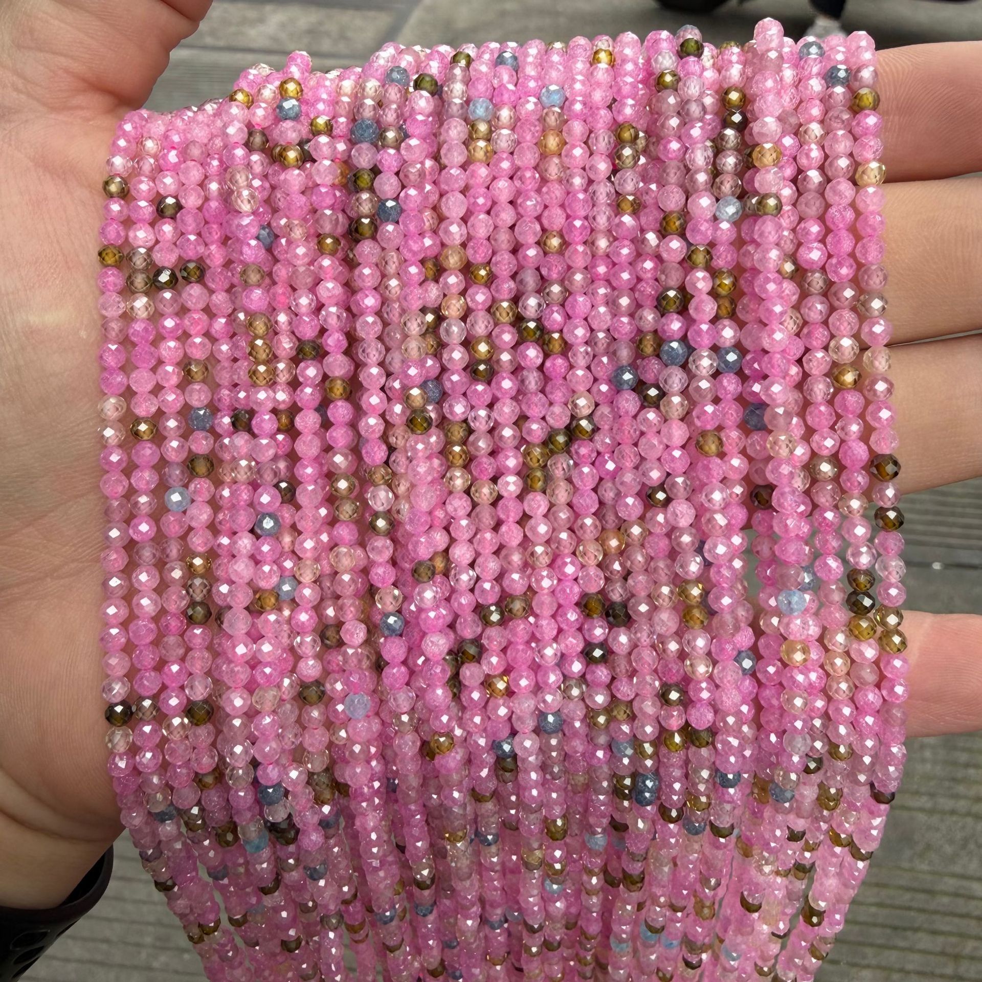 4:Pastel zirconium