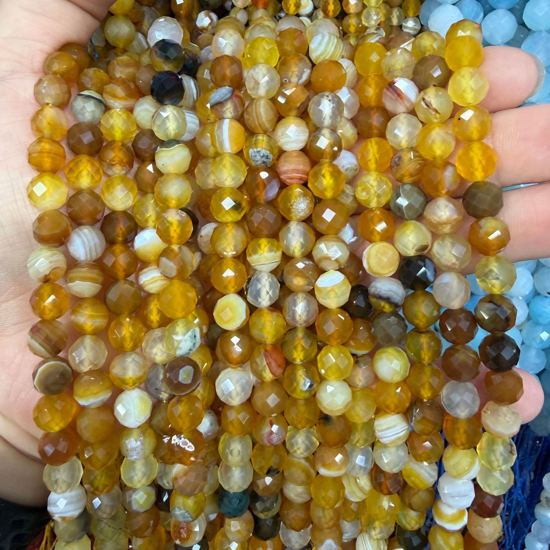 16:Beeswax Yellow Lace Agate