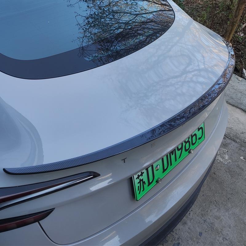 Refreshed model 3 spoiler (2024 ) - gloss carbon fiber finish