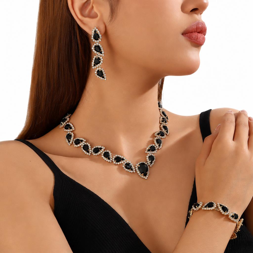 2:Jxjl21375-black crystal three-piece set