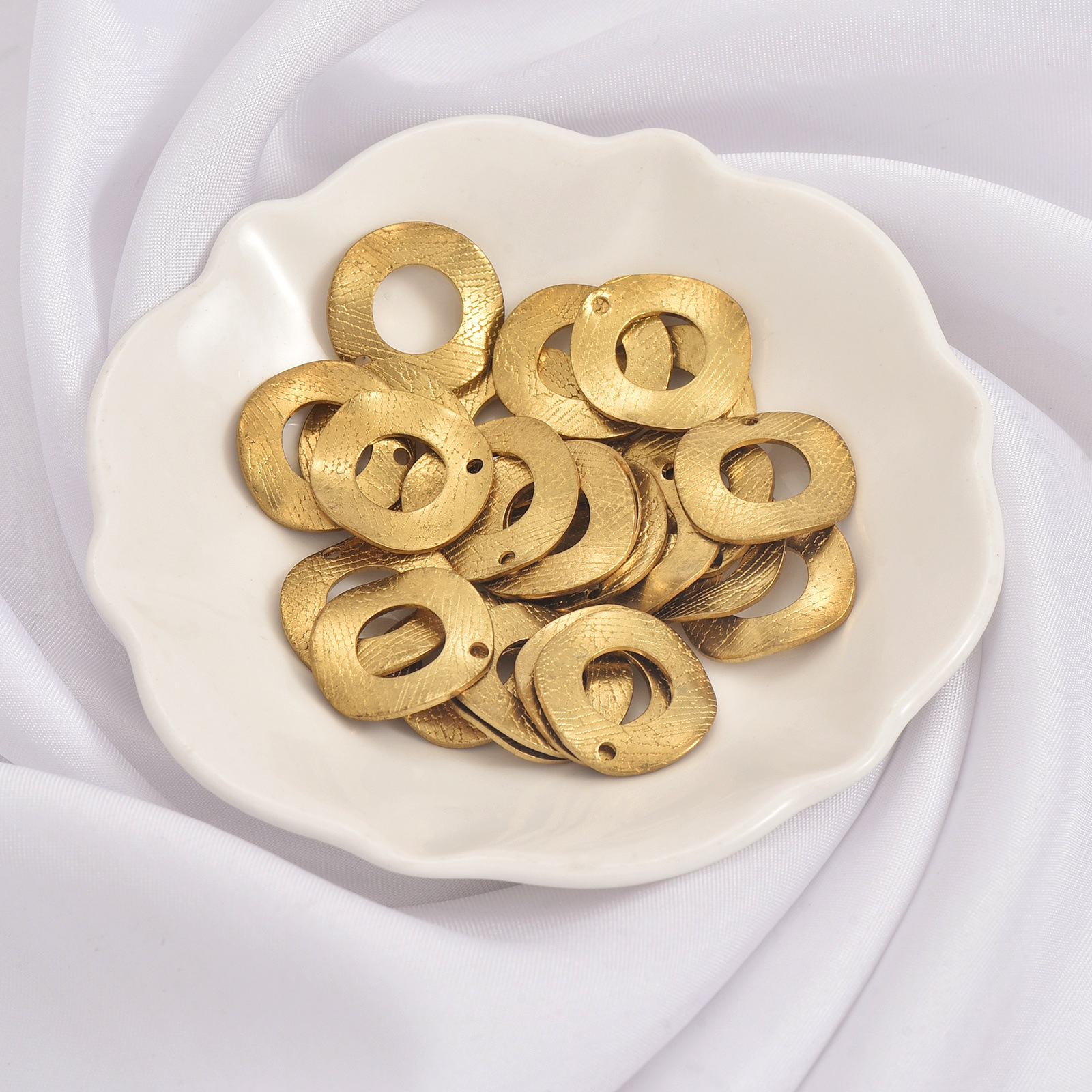 Brass color