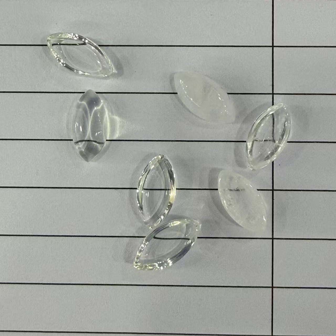 1:White crystal
