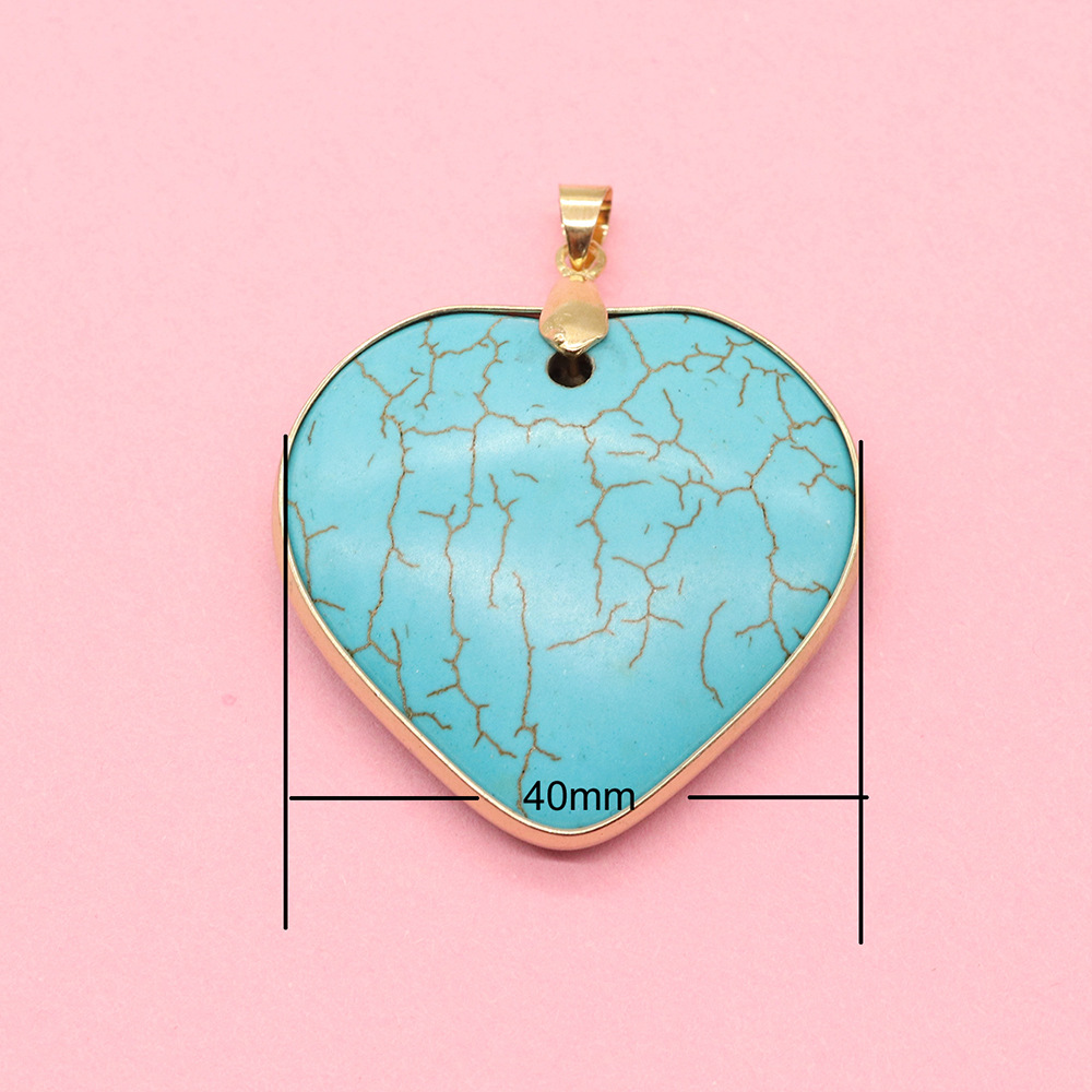 3:No. 3 golden heart-shaped 40mm, 17.3g