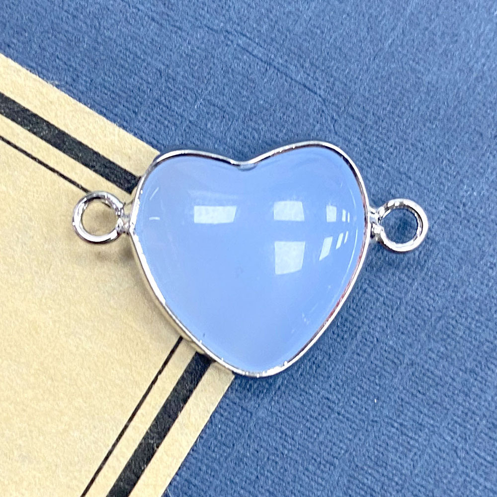 25:synthetic Aquamarine