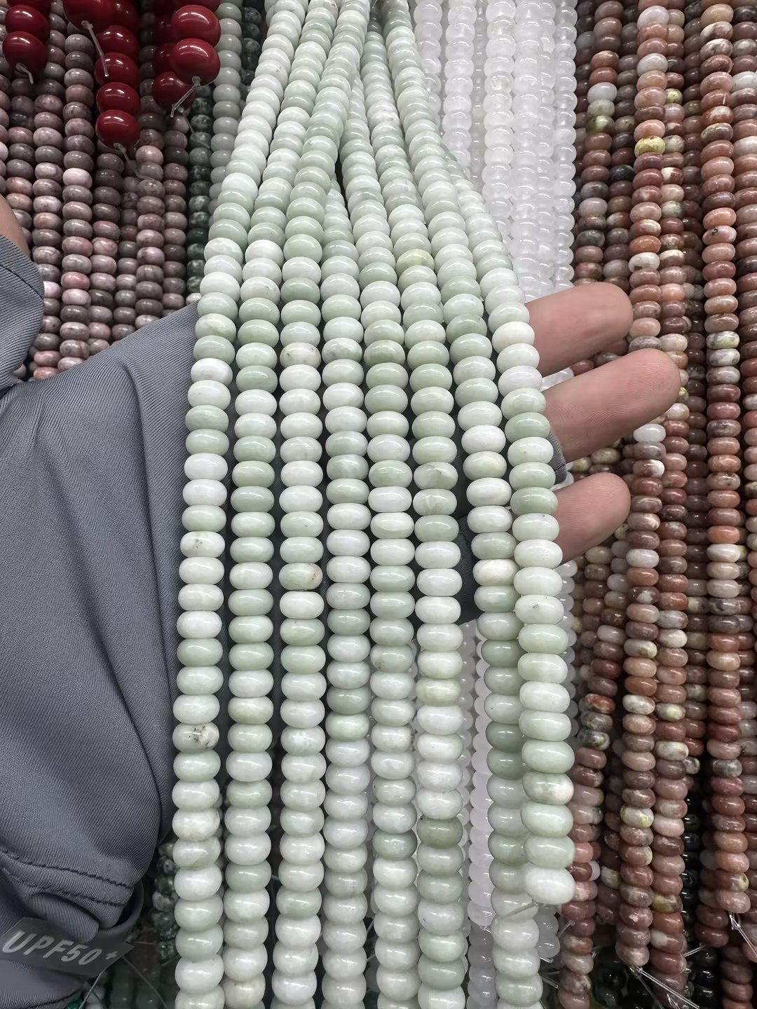44:white and green