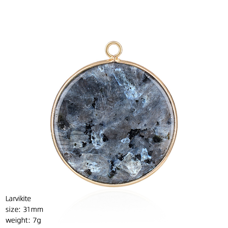 4:Black Labradorite