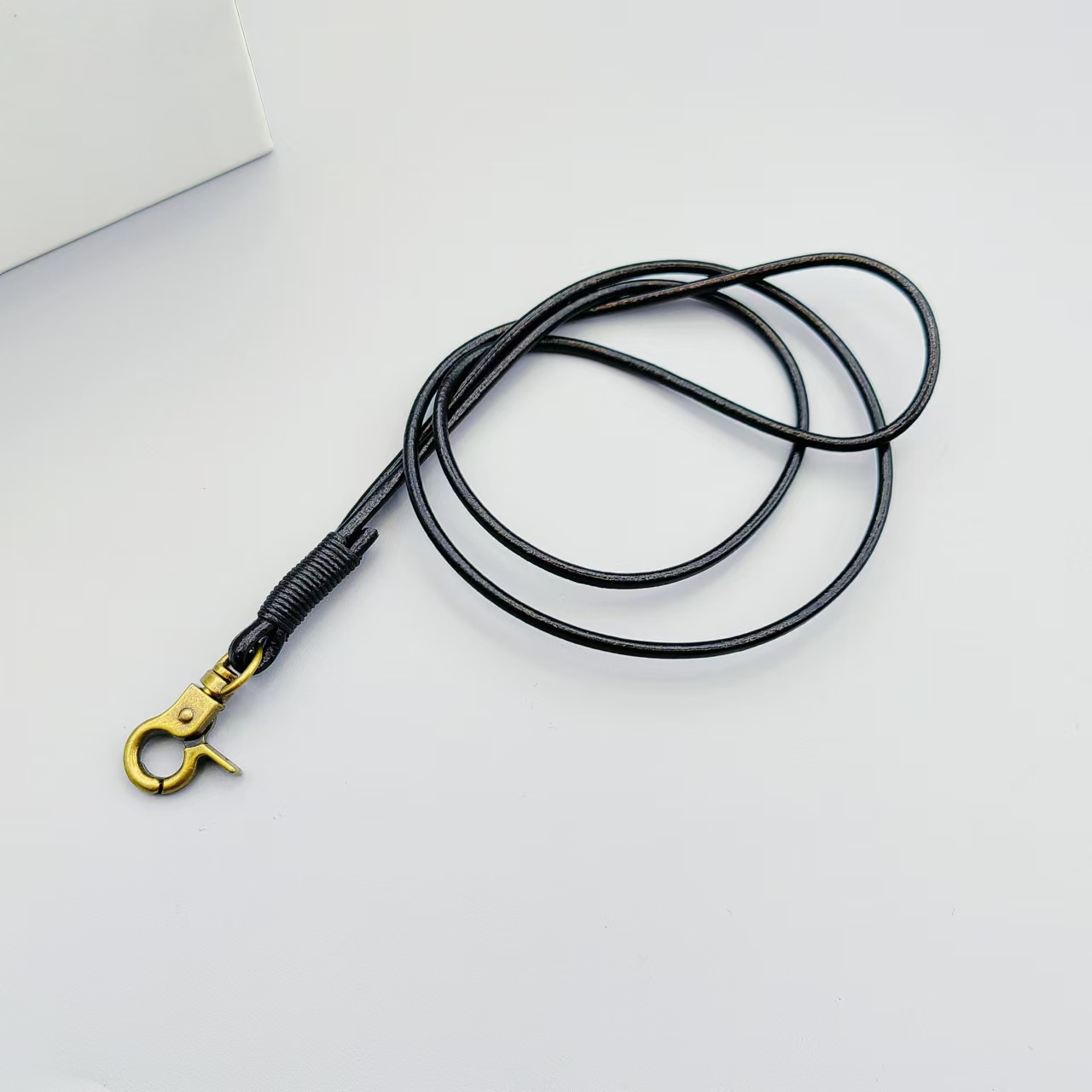 4:45cm Black necklace