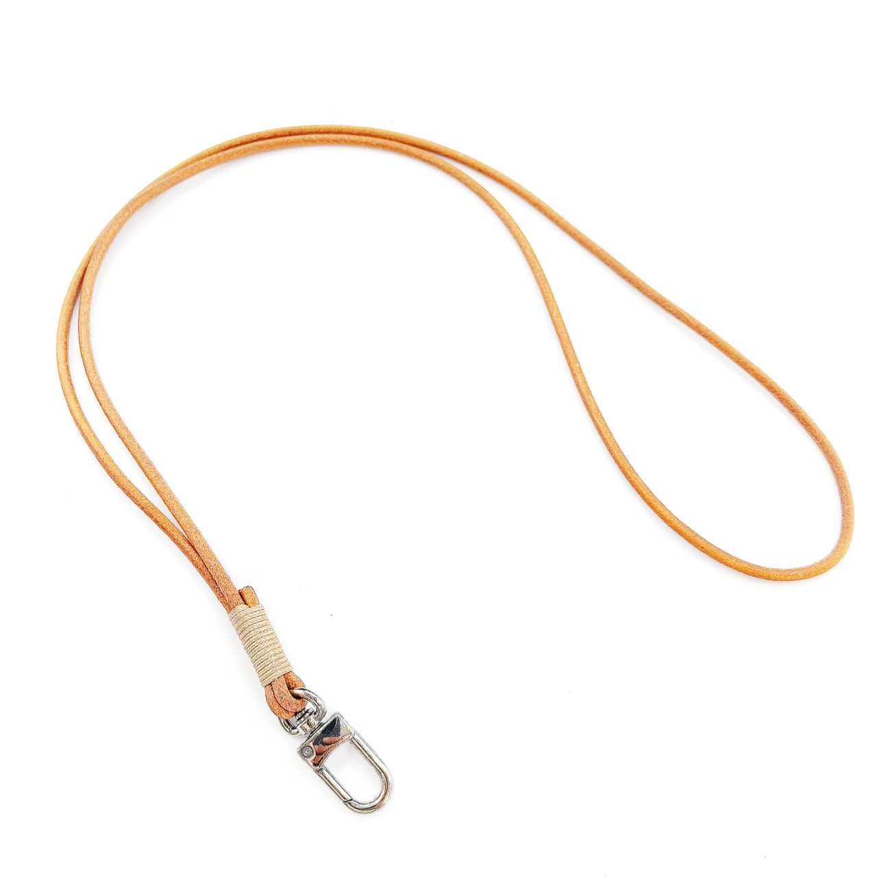 7:45cm Original color light brown necklace with silver buckle
