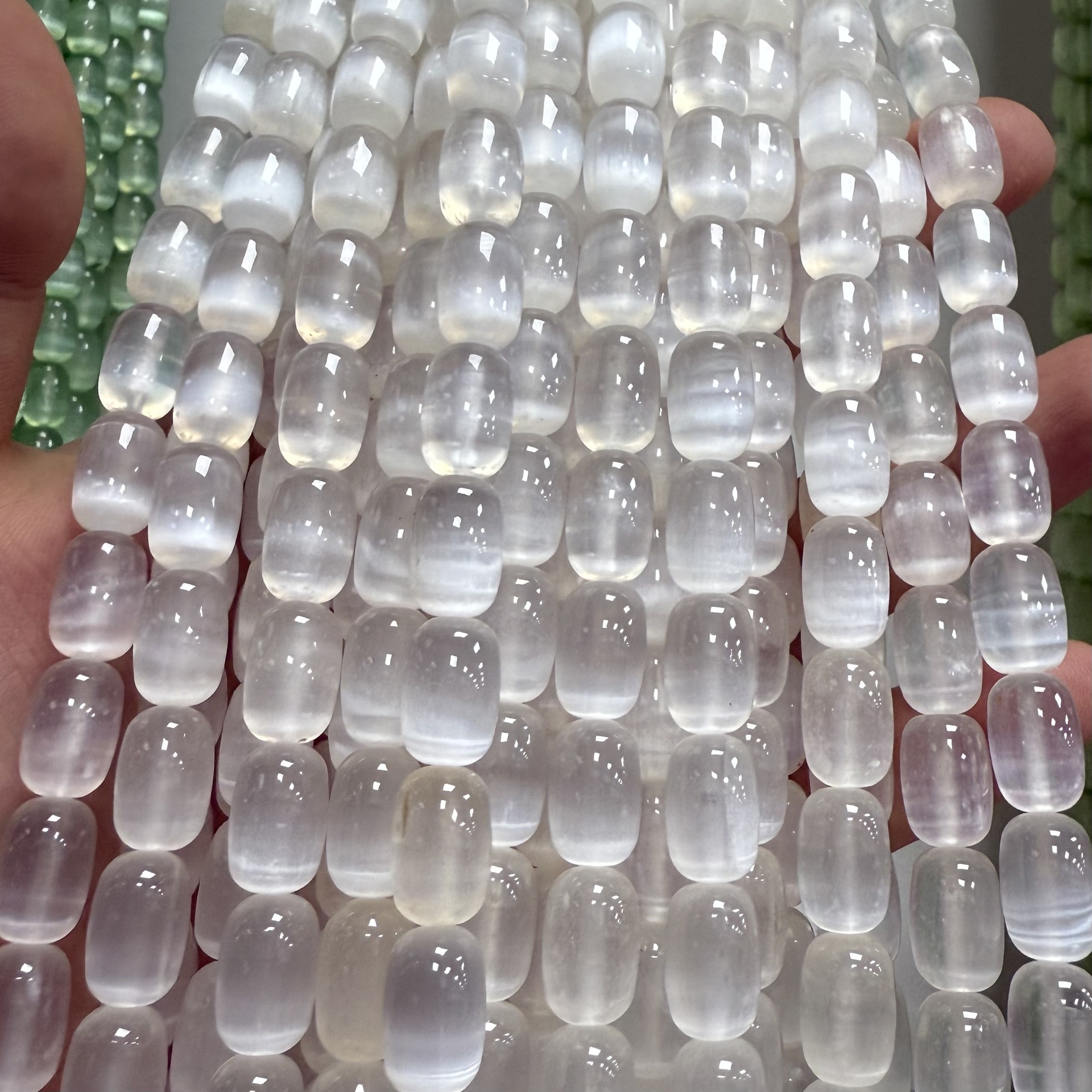 White 8*12mm