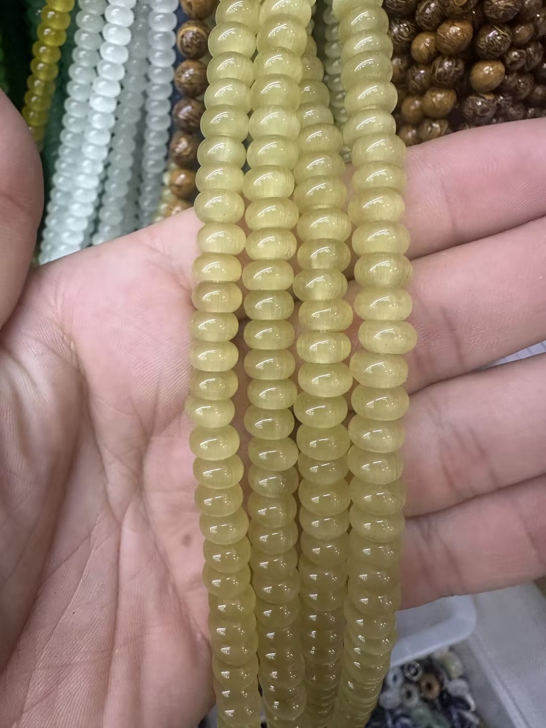 72:topaz