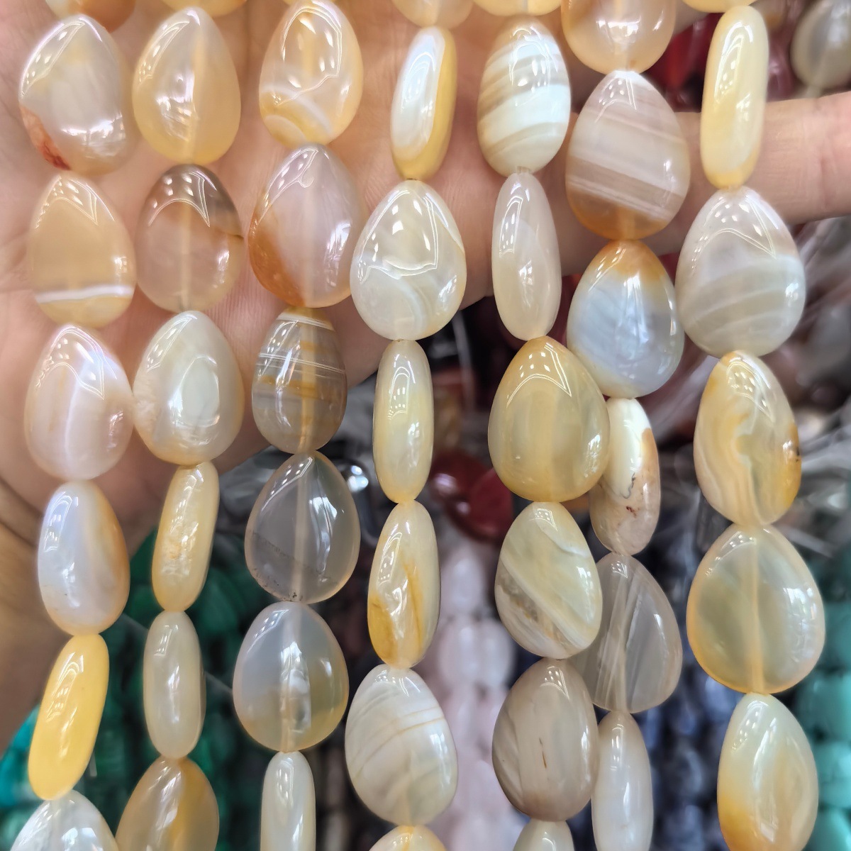 4:yellow agate