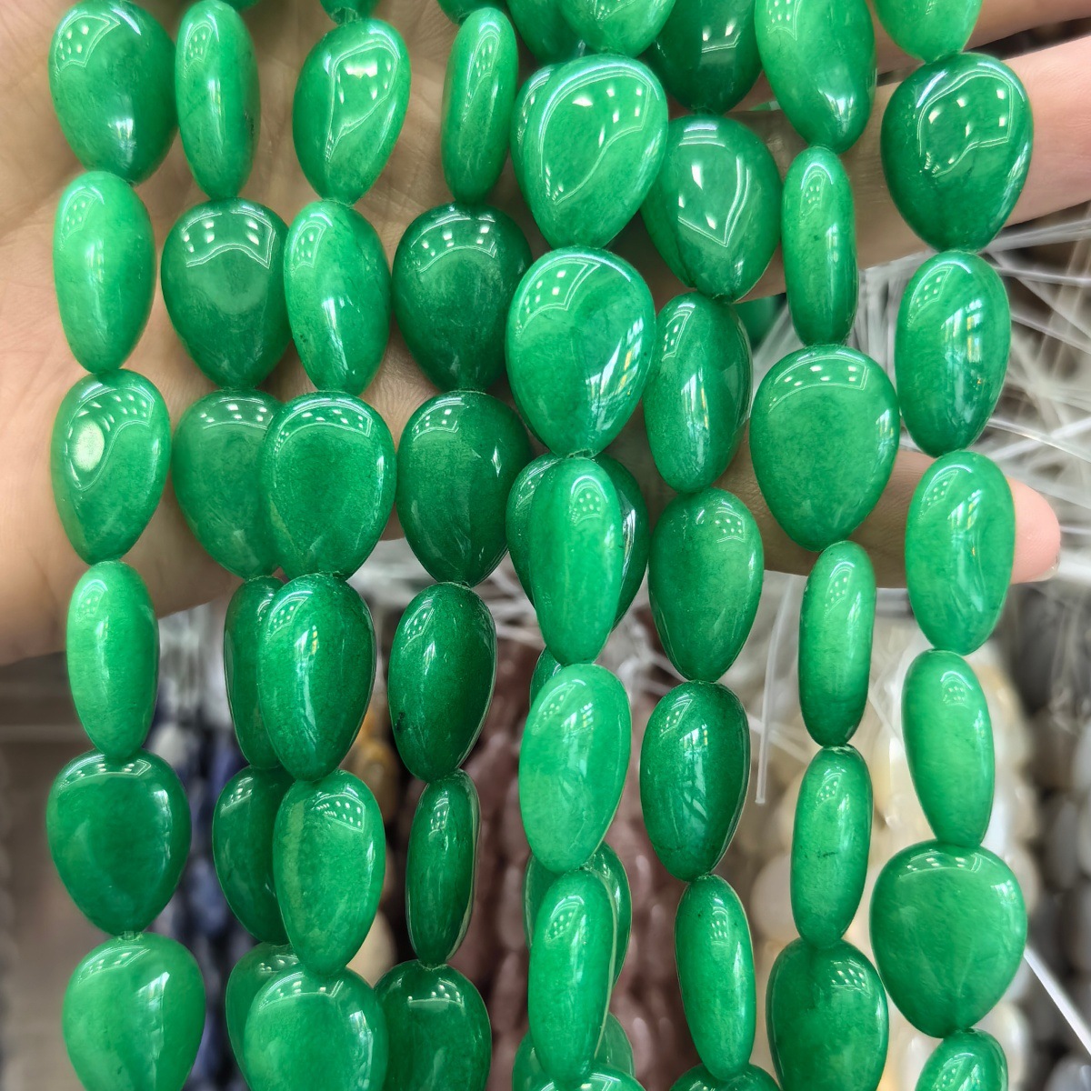 emerald 10x14mm/28pcs