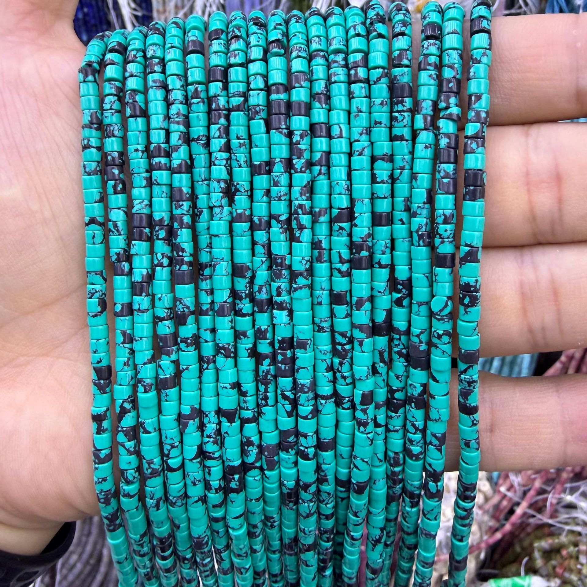 Green black thread pine 2x3mm