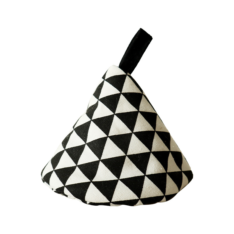 Black Triangle