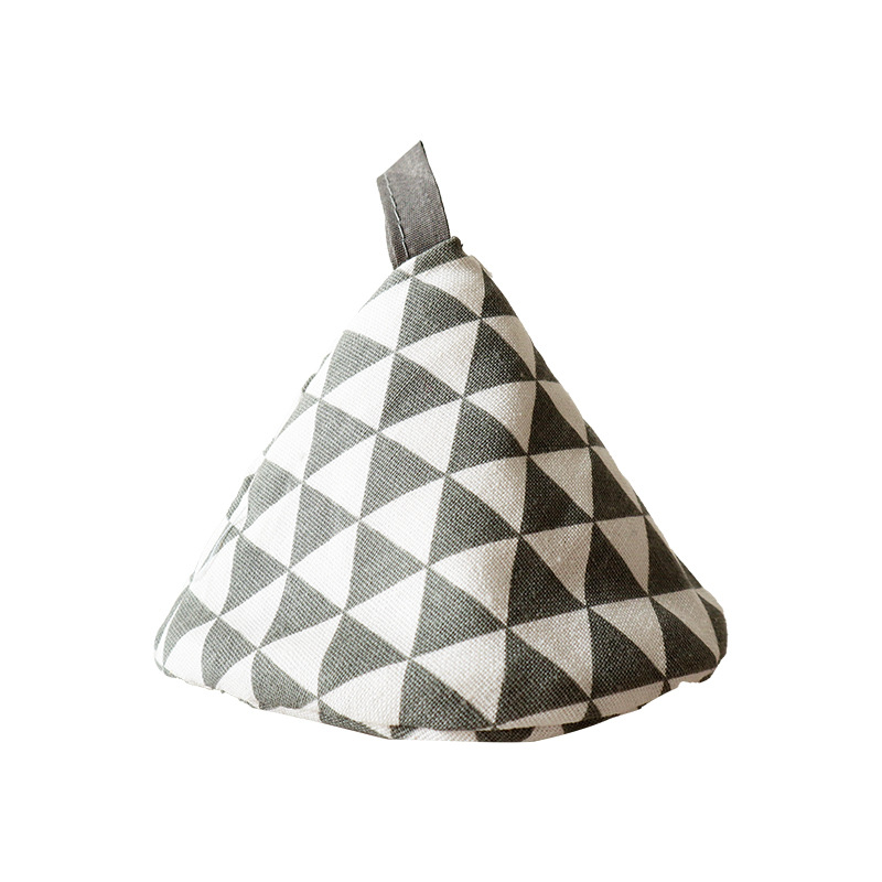 Gray triangle