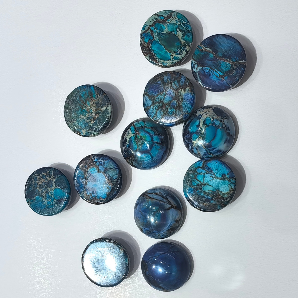 10:Two-tone blue