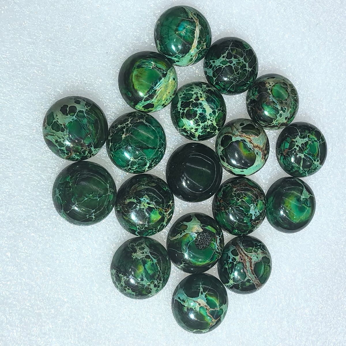 15:Dark green
