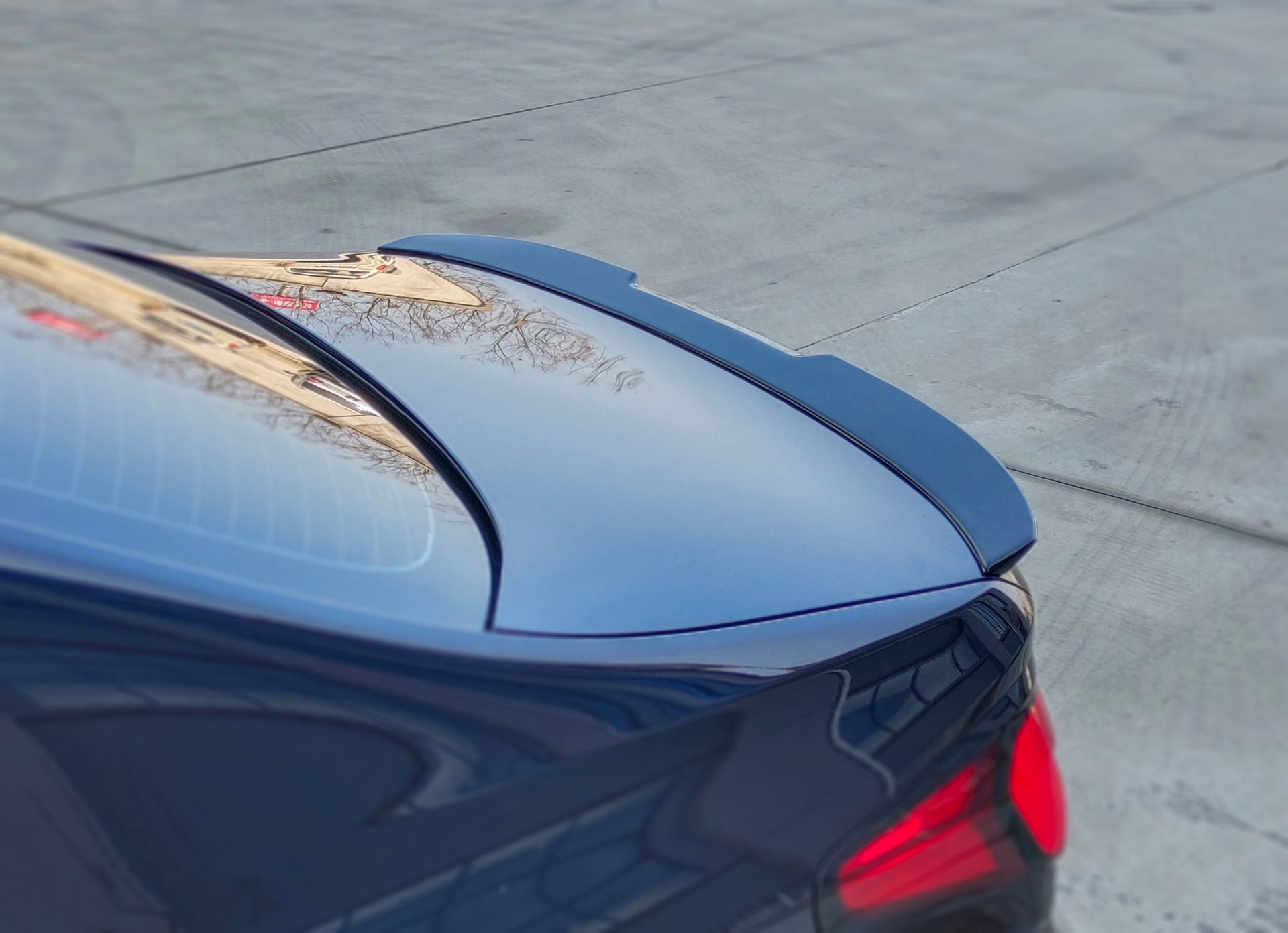 18-23 5 series m blade tail wing [glossy black]