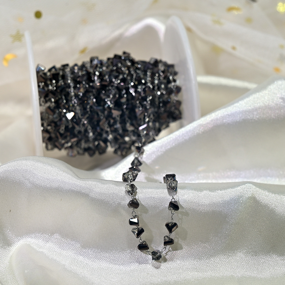 13:Lt046-silver chain semi-transparent black