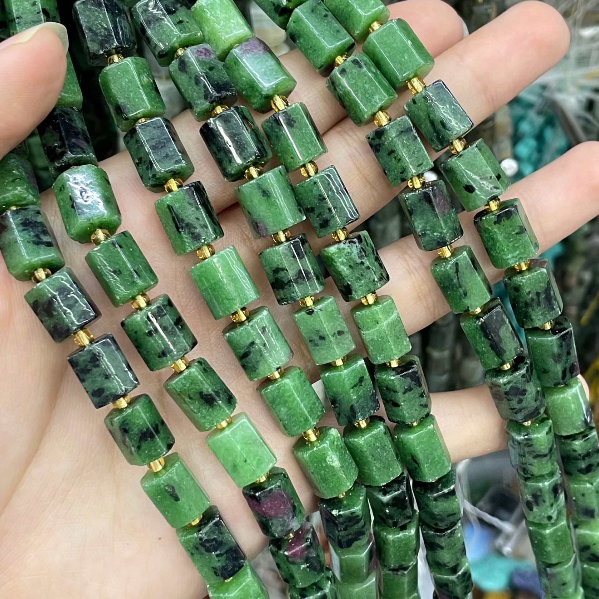 4:Ruby in Zoisite