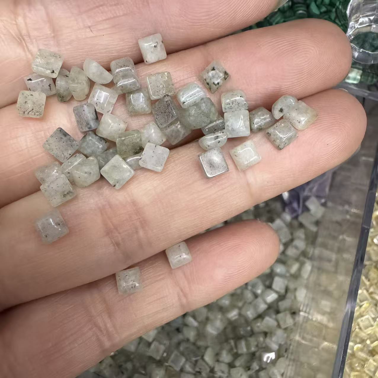 14:Glitter stone