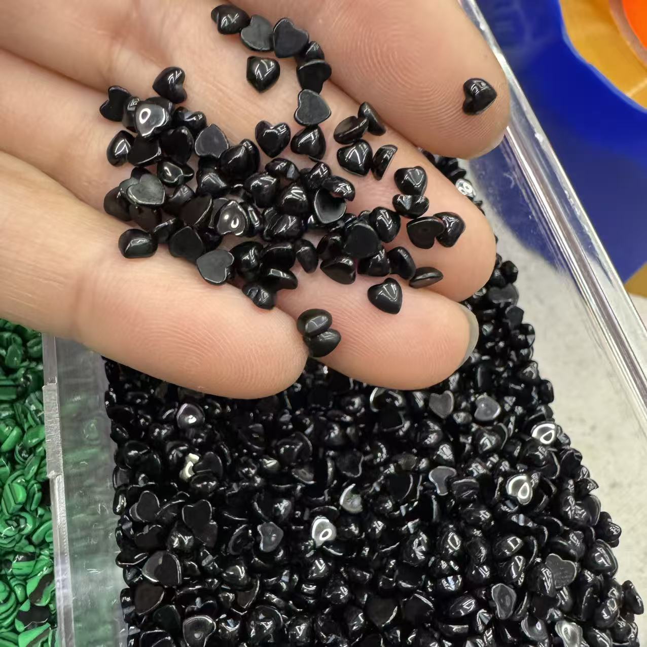 8:Black stone