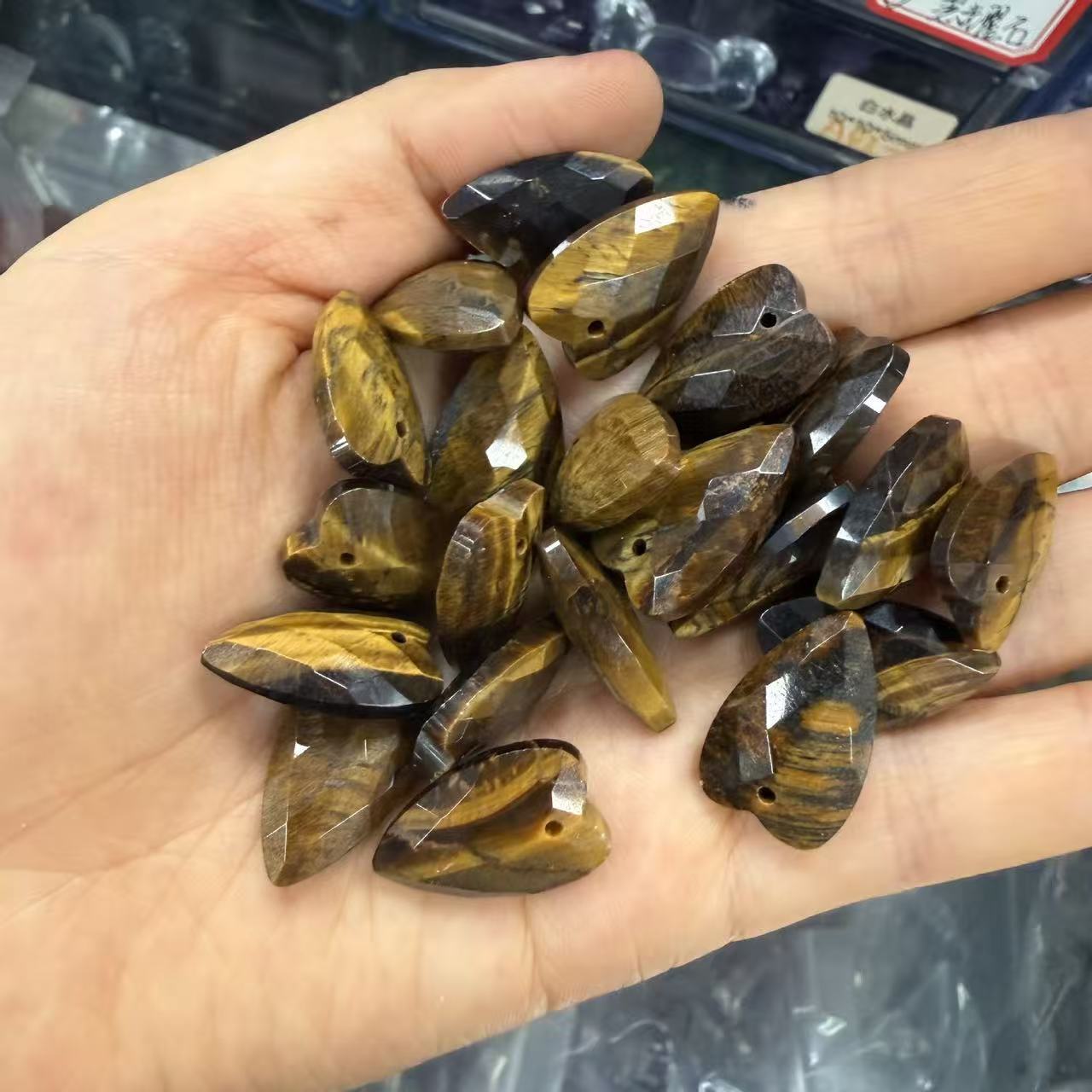 10:Tiger eye stone