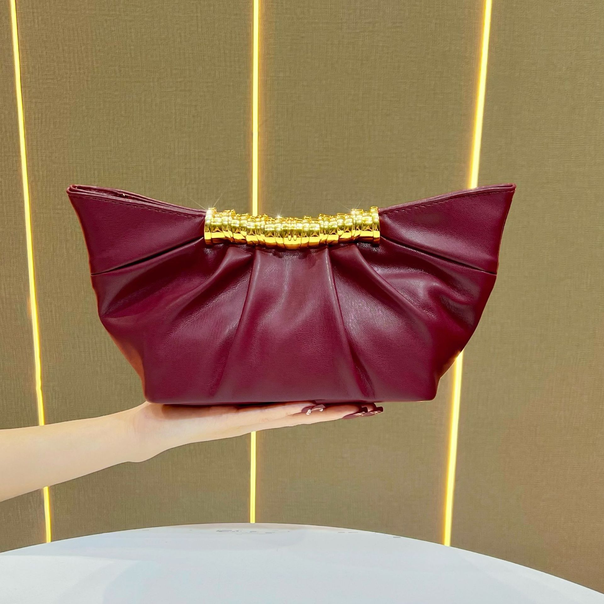 Wine red
