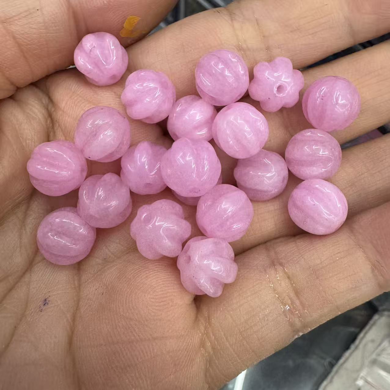 5:Light pink