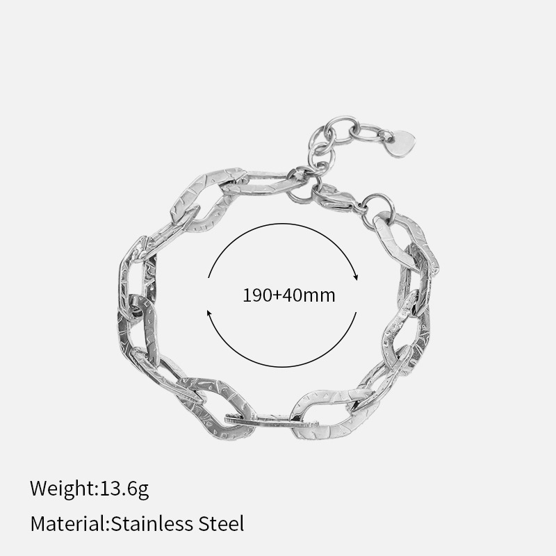 2:Steel color bracelet