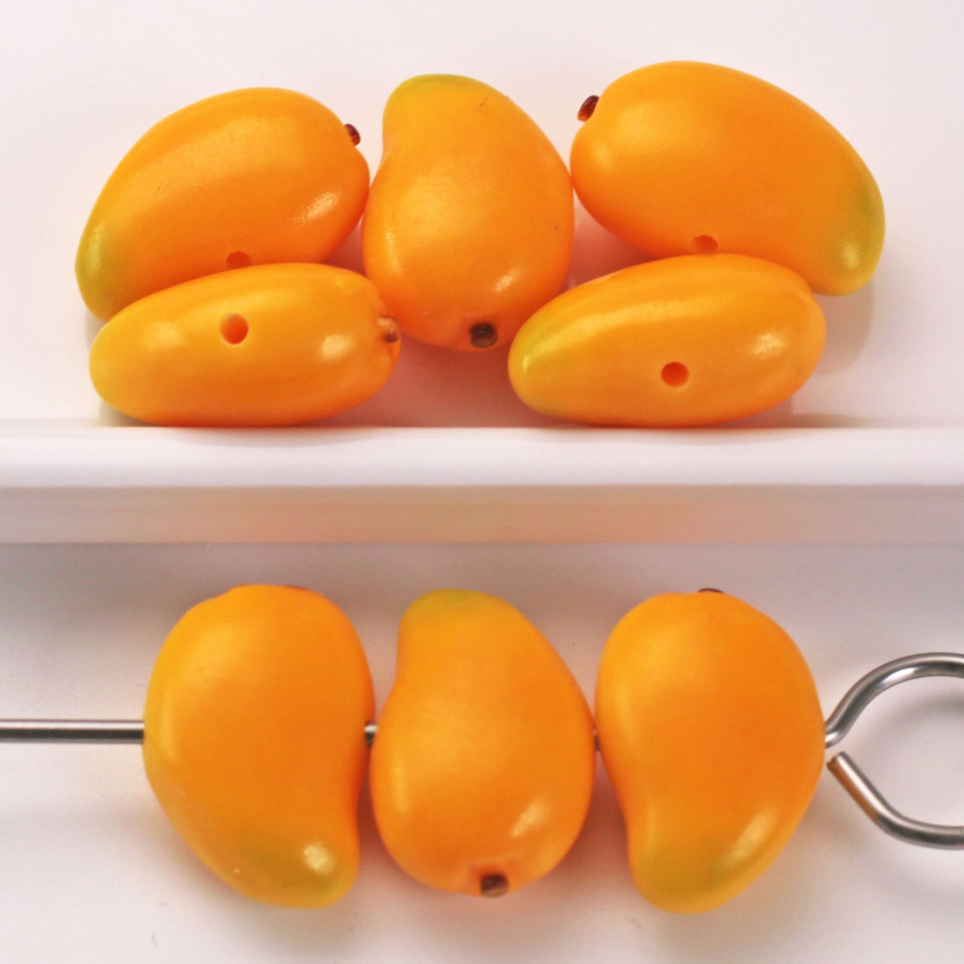 26:Little mango [1.8mm through hole]