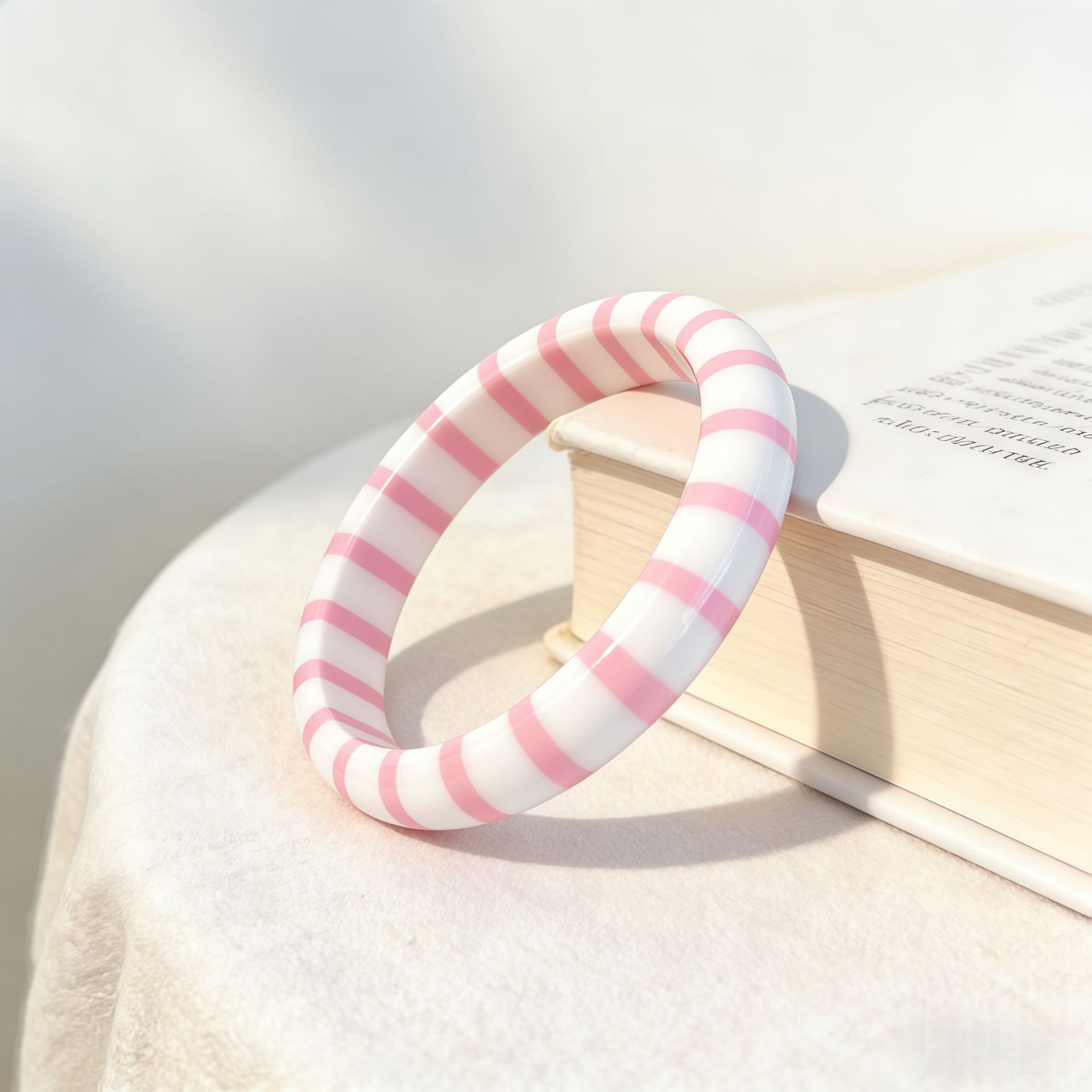 6:Thin circle pink