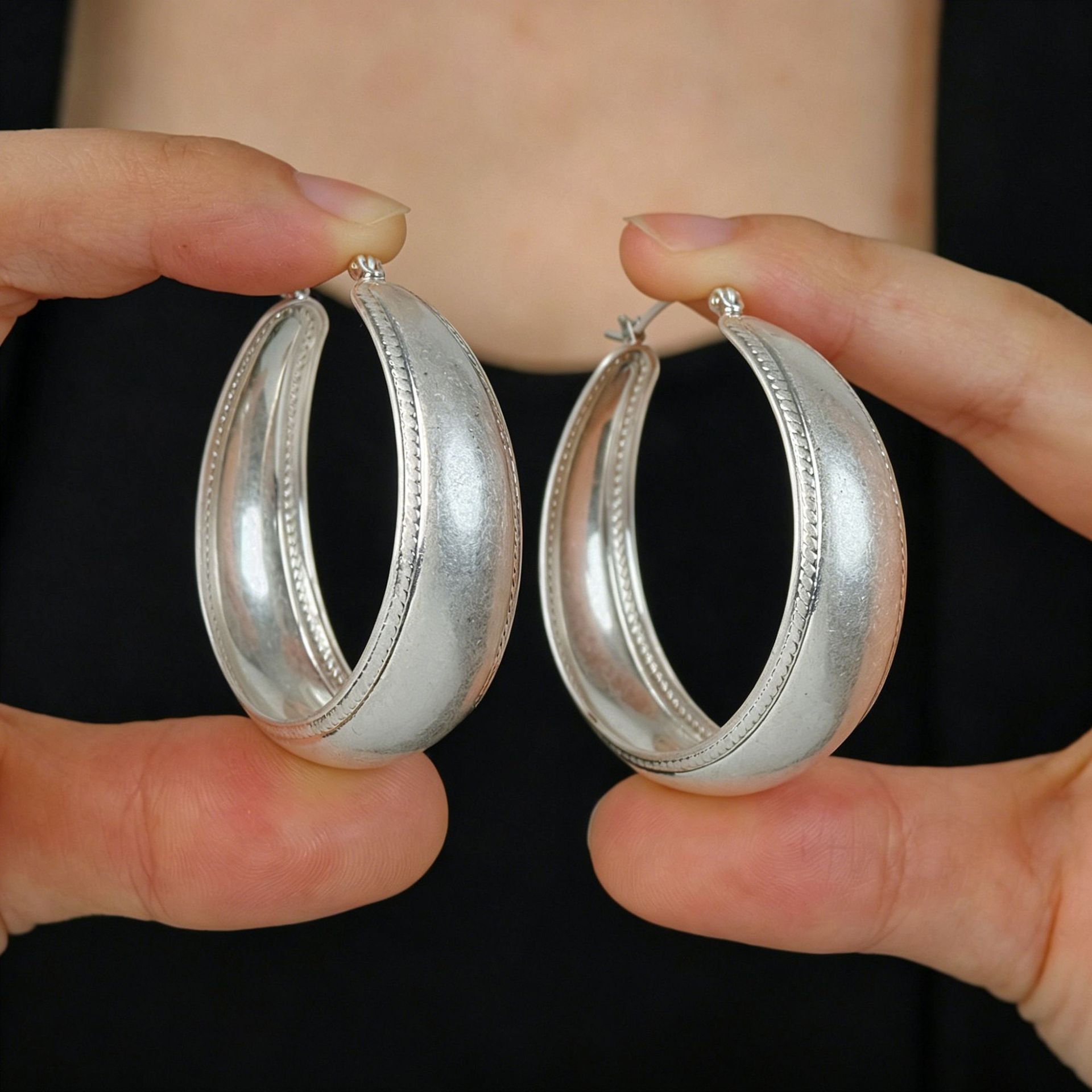 1:Silver