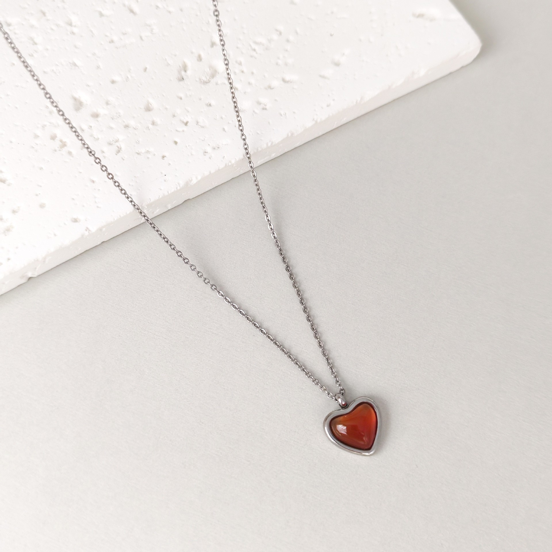 Silver onyx